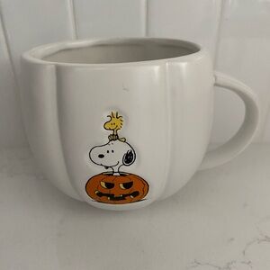 Williams Sonoma White Pumpkin Mug with Snoopy and Woodstock